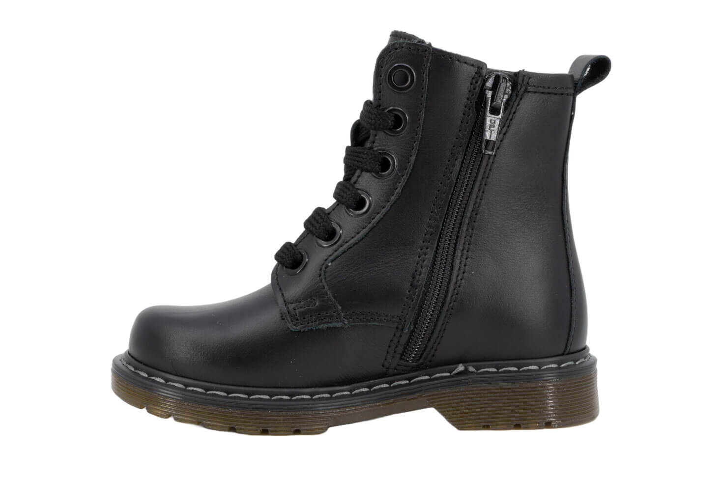 851875-marty-black-2