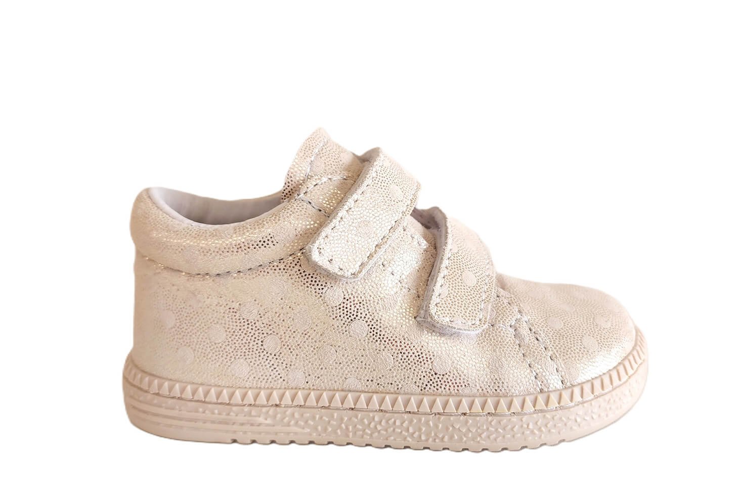 26650-beige-drops-barefoot
